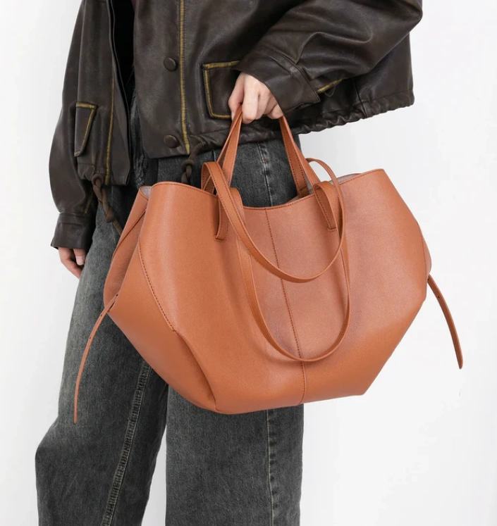 Brown Leather Simple Tote Bag