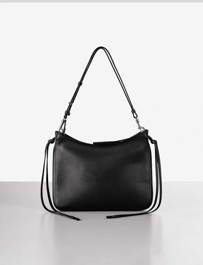 Fashionable black tote bag