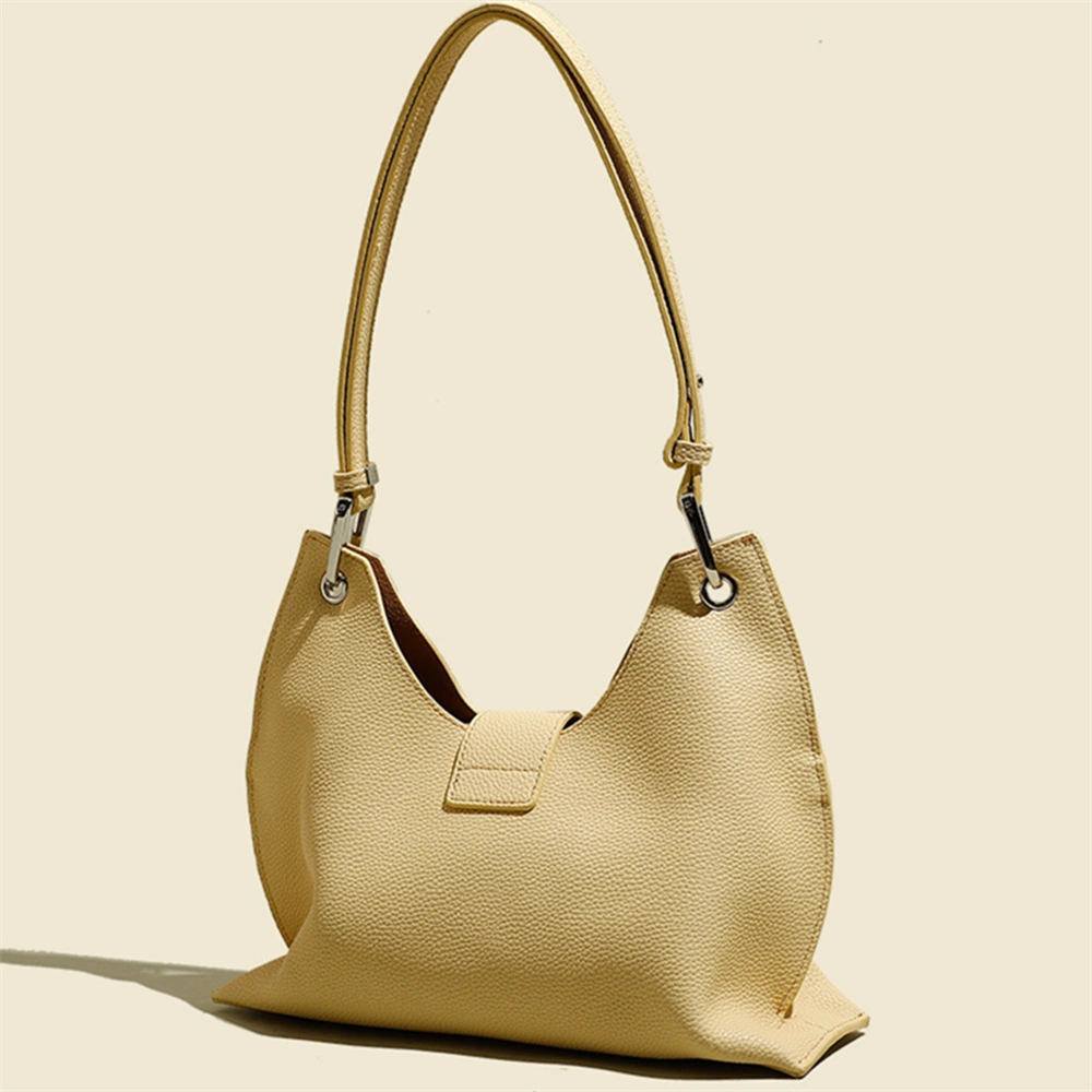 2023 Premium Leather Niche Design Commuter Handbag